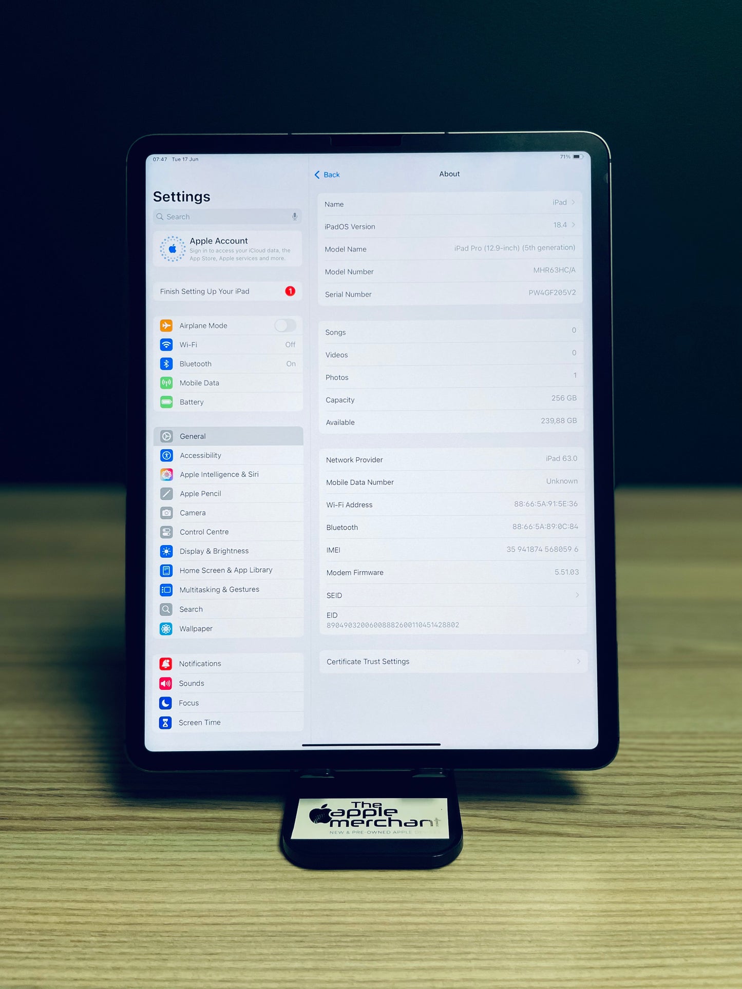 iPad Pro 12.9-inch M1 | Wi-Fi + Cellular | 256gb - Space Grey (Pre-owned)