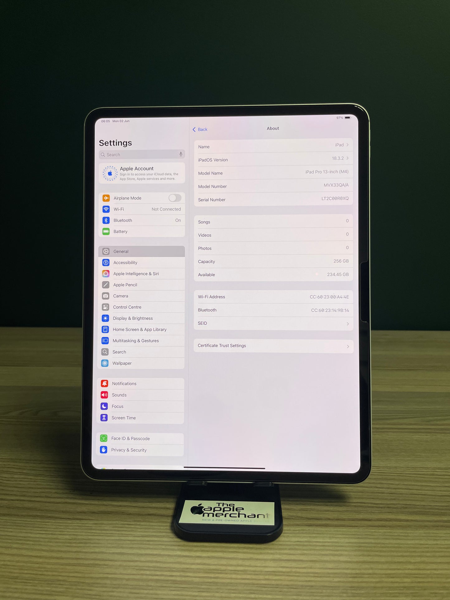 iPad Pro 13-inch M4 | Wi-Fi | 256gb - Silver (Pre-owned)