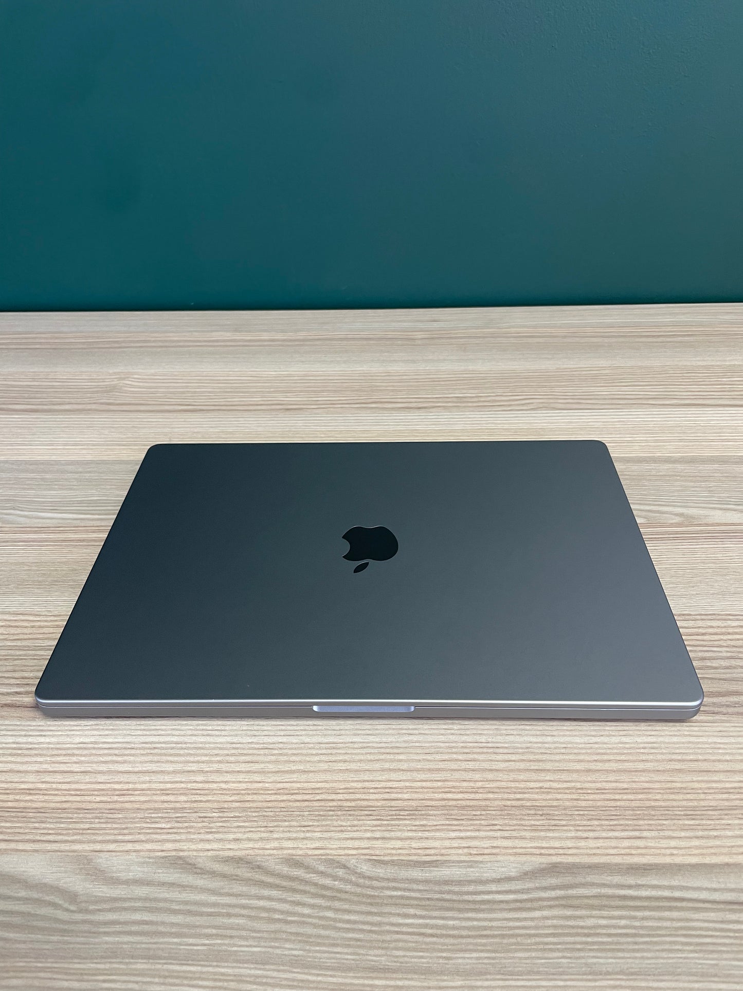 MacBook Pro 16-inch With M2 Max Chip 1TB | 32GB - Space Grey (Pre-owned)