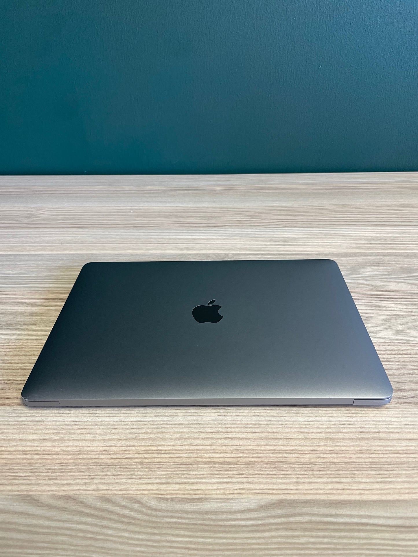 MacBook Pro M1 256GB - Space Grey (Pre-owned)