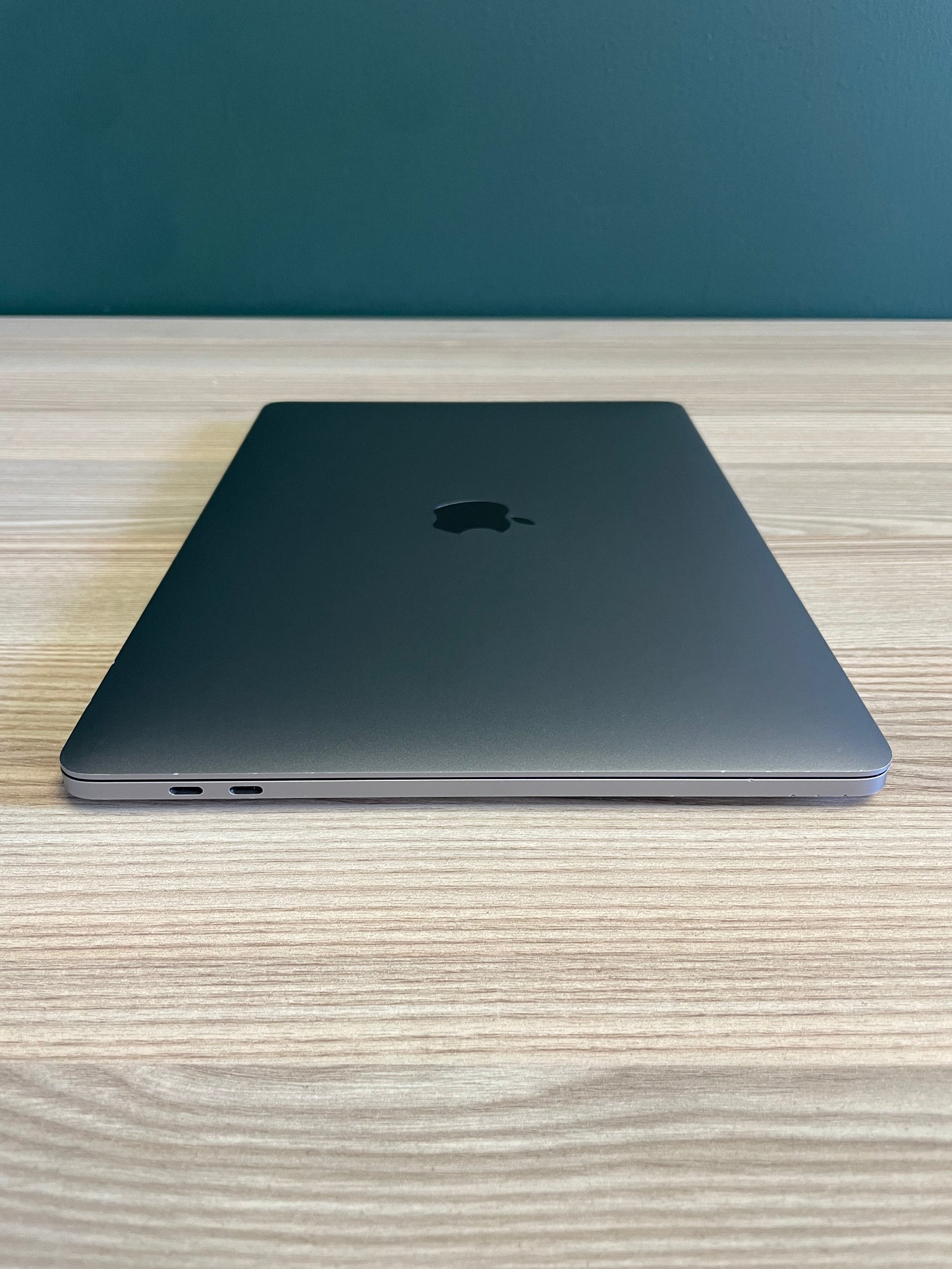 MacBook Pro M1 256GB - Space Grey (Pre-owned)