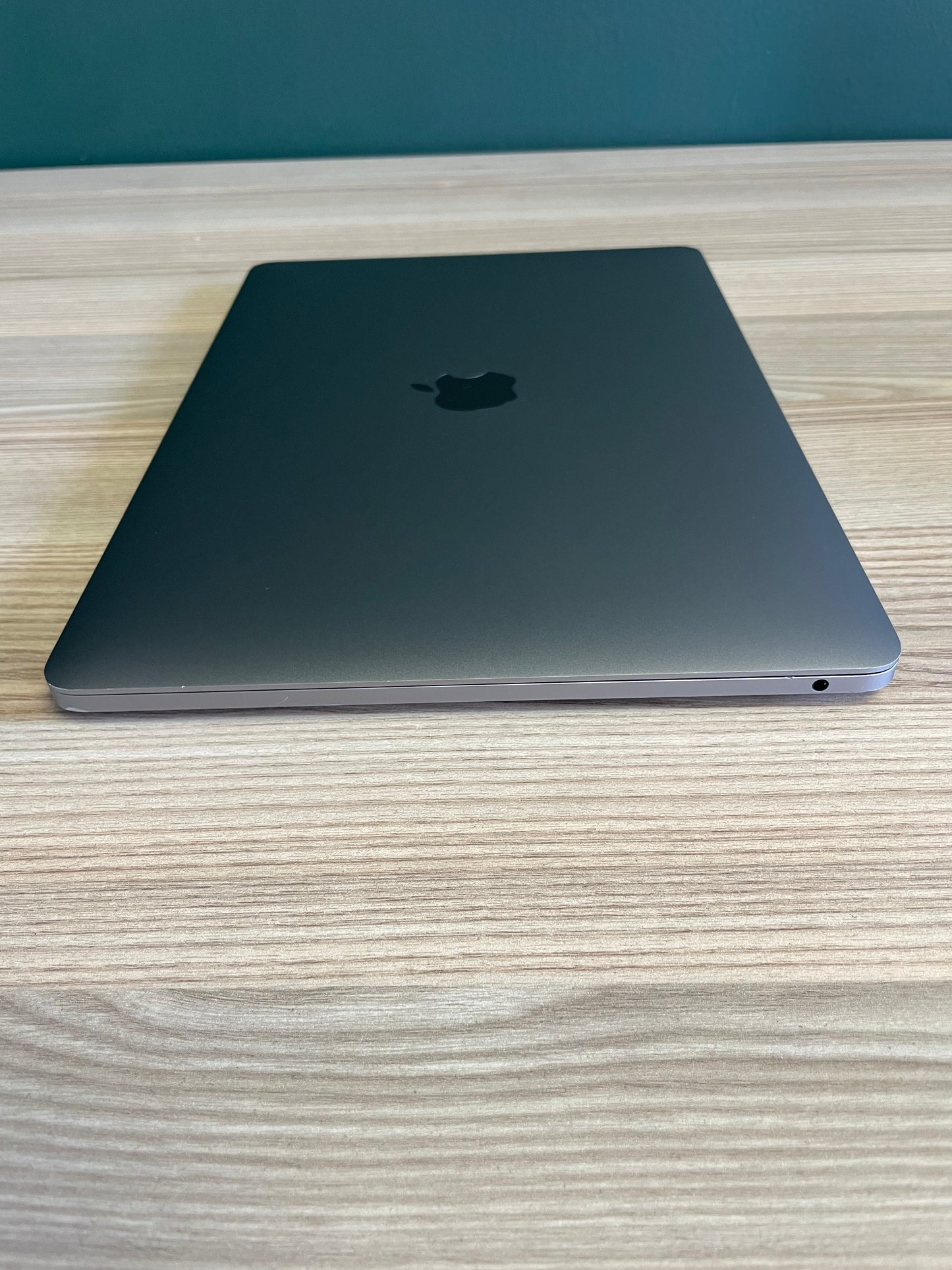MacBook Pro M1 256GB - Space Grey (Pre-owned)