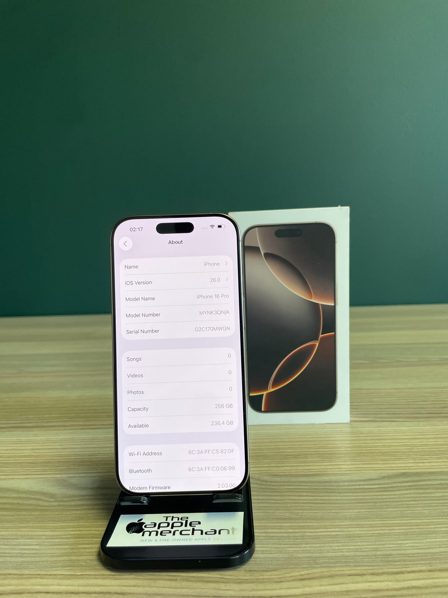 iPhone 16 Pro 256GB - Desert Titanium (Pre-owned)