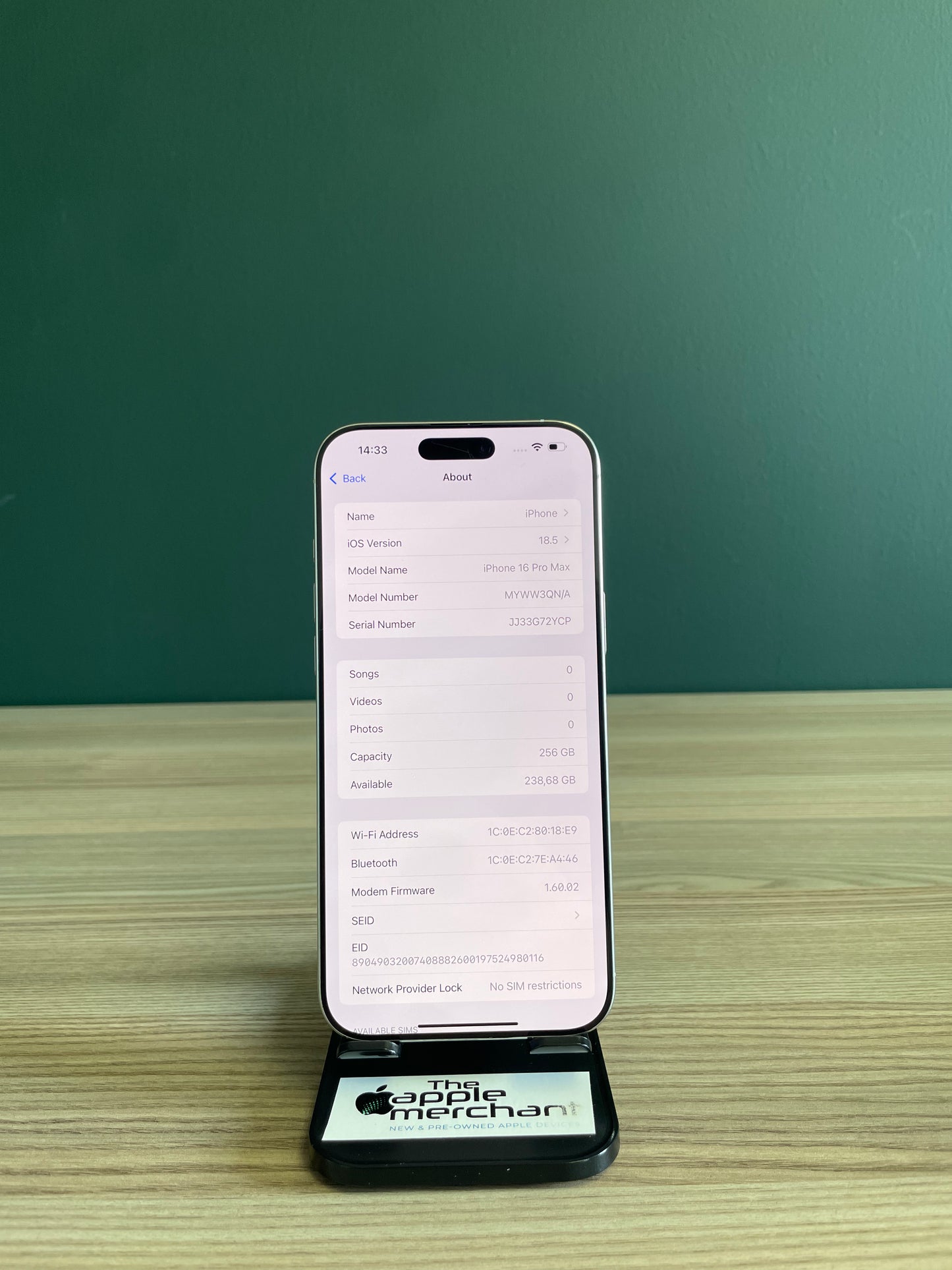 iPhone 16 Pro Max 256GB - White Titanium (Pre-owned)