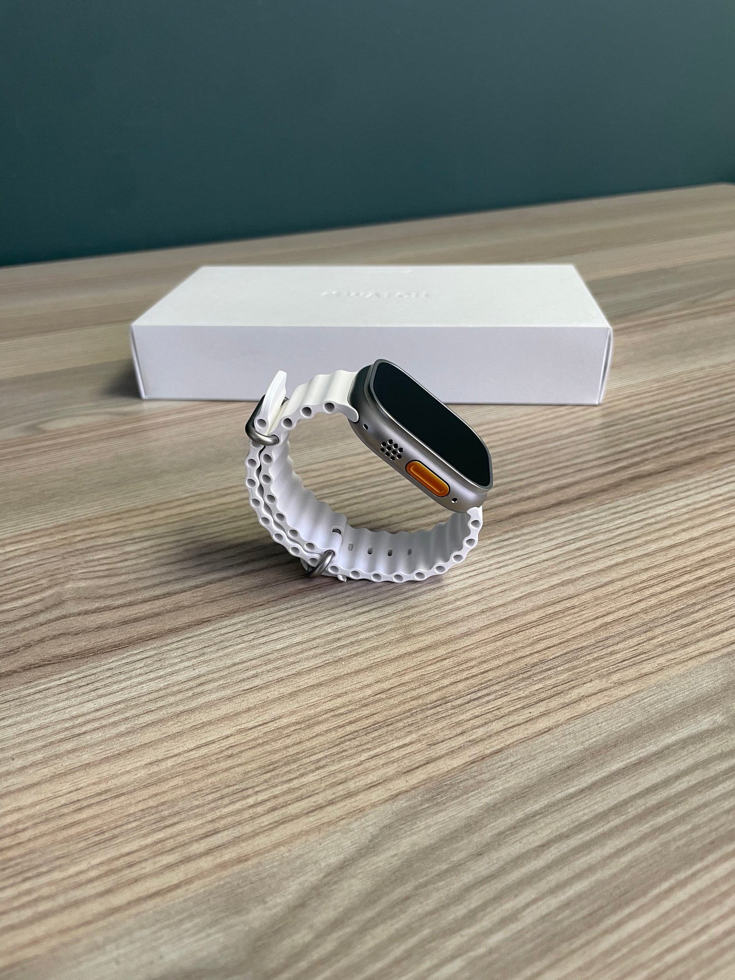 Apple Watch Ultra 2 Titanium Case With White Ocean Band (Pre-owned)