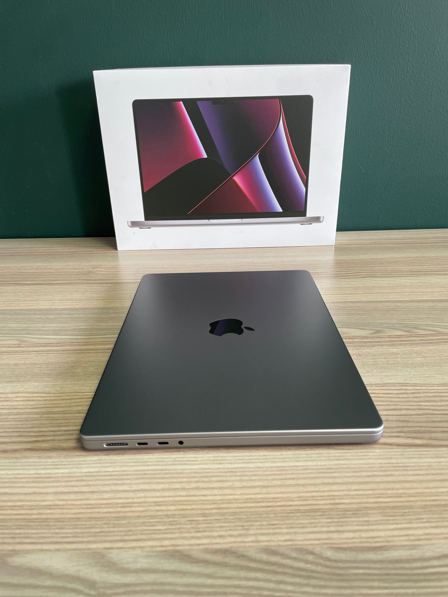 MacBook Pro 14-inch With M2 Pro Chip- Space Grey (Pre-owned)