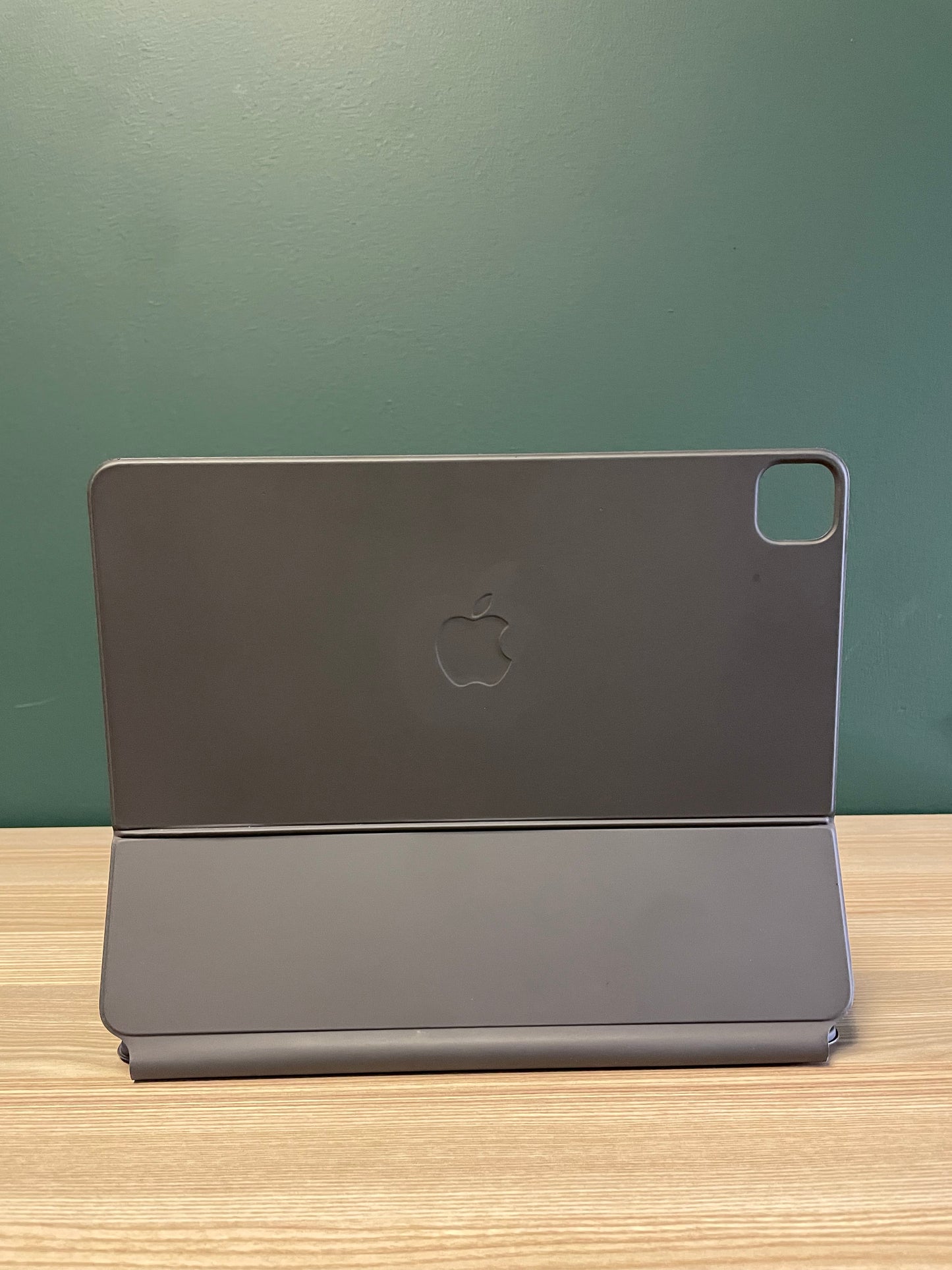 Magic Keyboard for iPad Pro 12.9-inch - (Pre-owned)