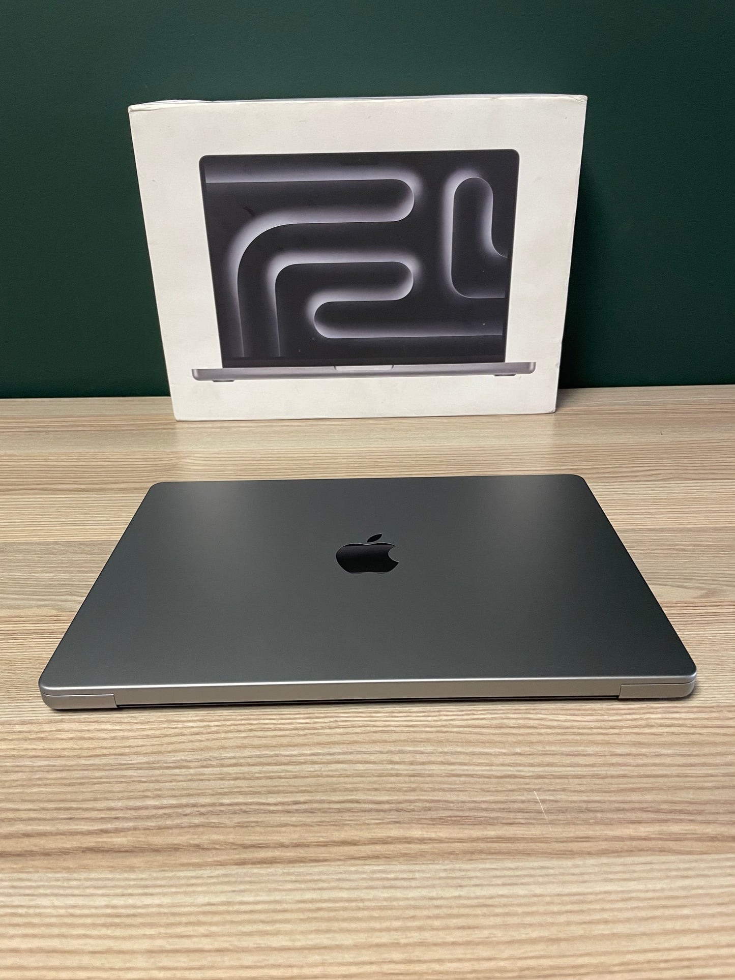 MacBook Pro 14-inch With M3 Chip- Space Grey (Pre-owned)