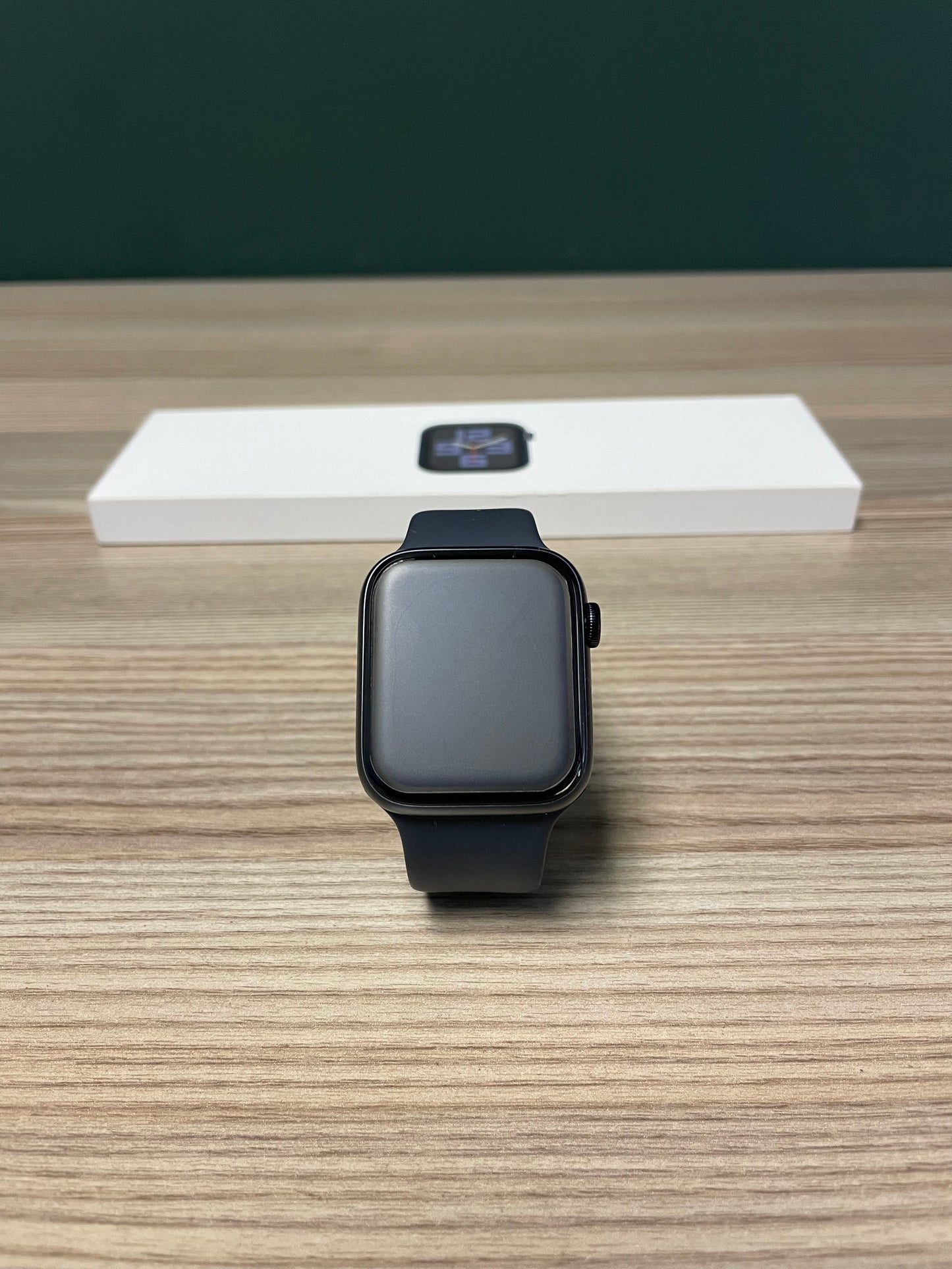 Apple Watch SE (2nd Gen) GPS + Cellular - 44mm (Pre-owned)