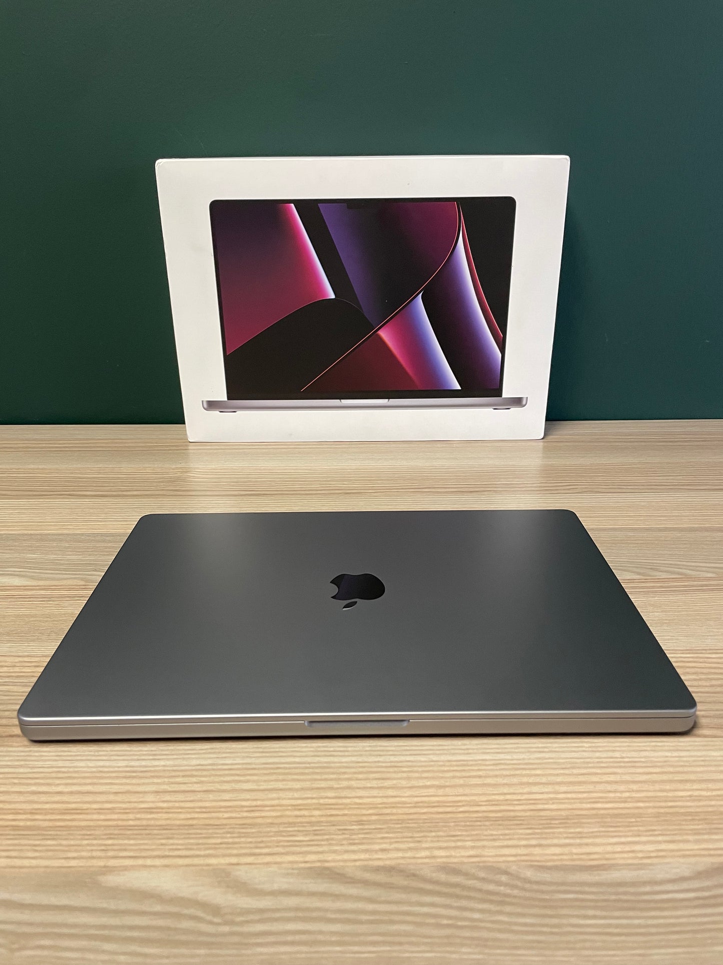 MacBook Pro 16-inch With M2 Pro Chip 1TB - Space Grey (Pre-owned)