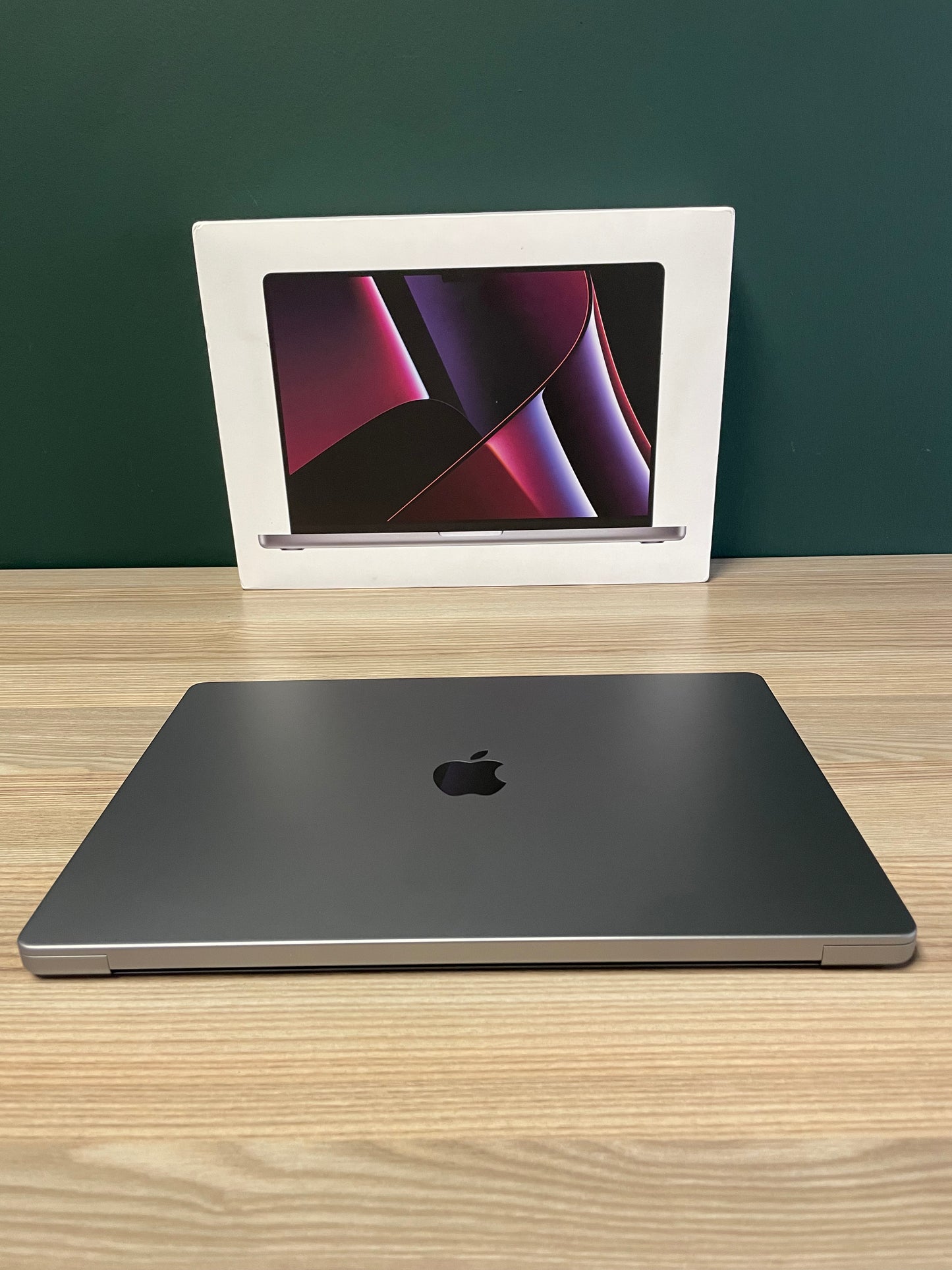 MacBook Pro 16-inch With M2 Pro Chip 1TB - Space Grey (Pre-owned)