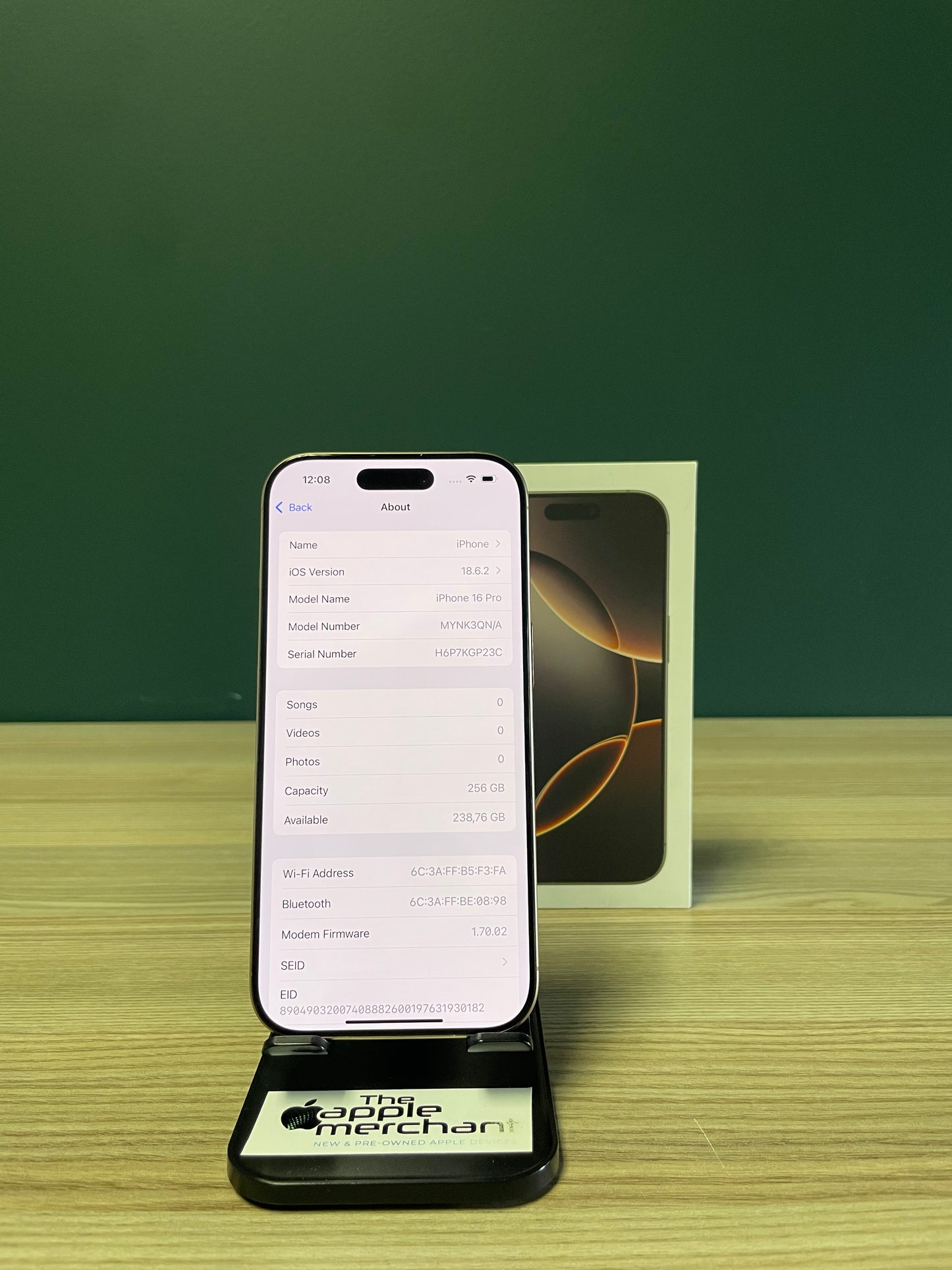 iPhone 16 Pro 256GB - Desert Titanium (Pre-owned)