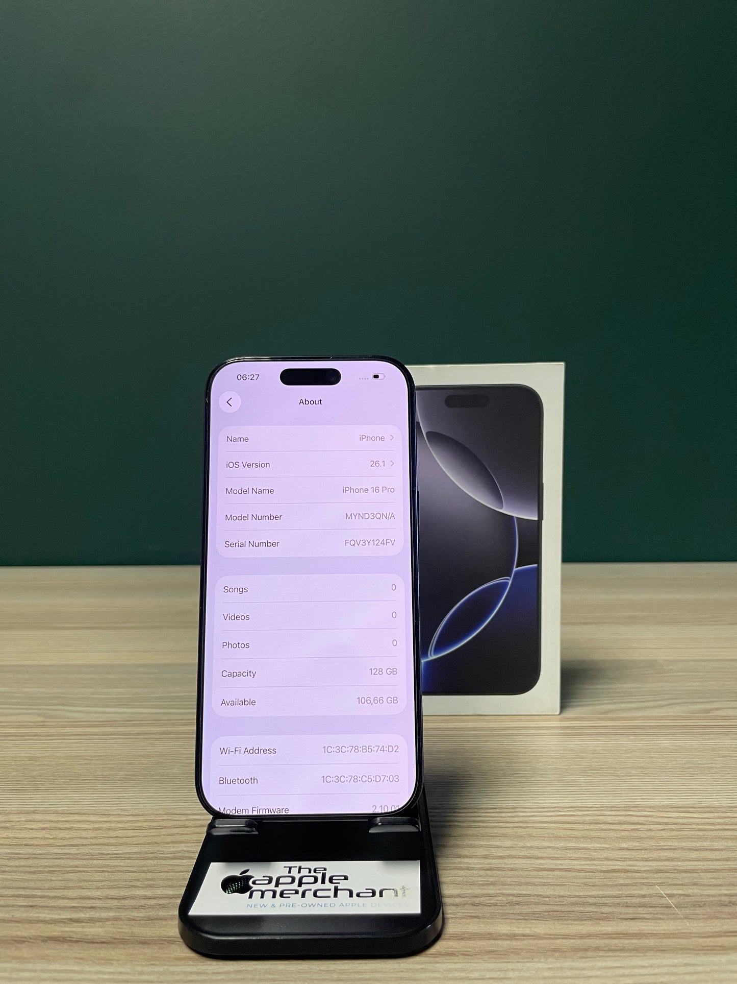 iPhone 16 Pro 128GB - Black Titanium (Pre-owned)