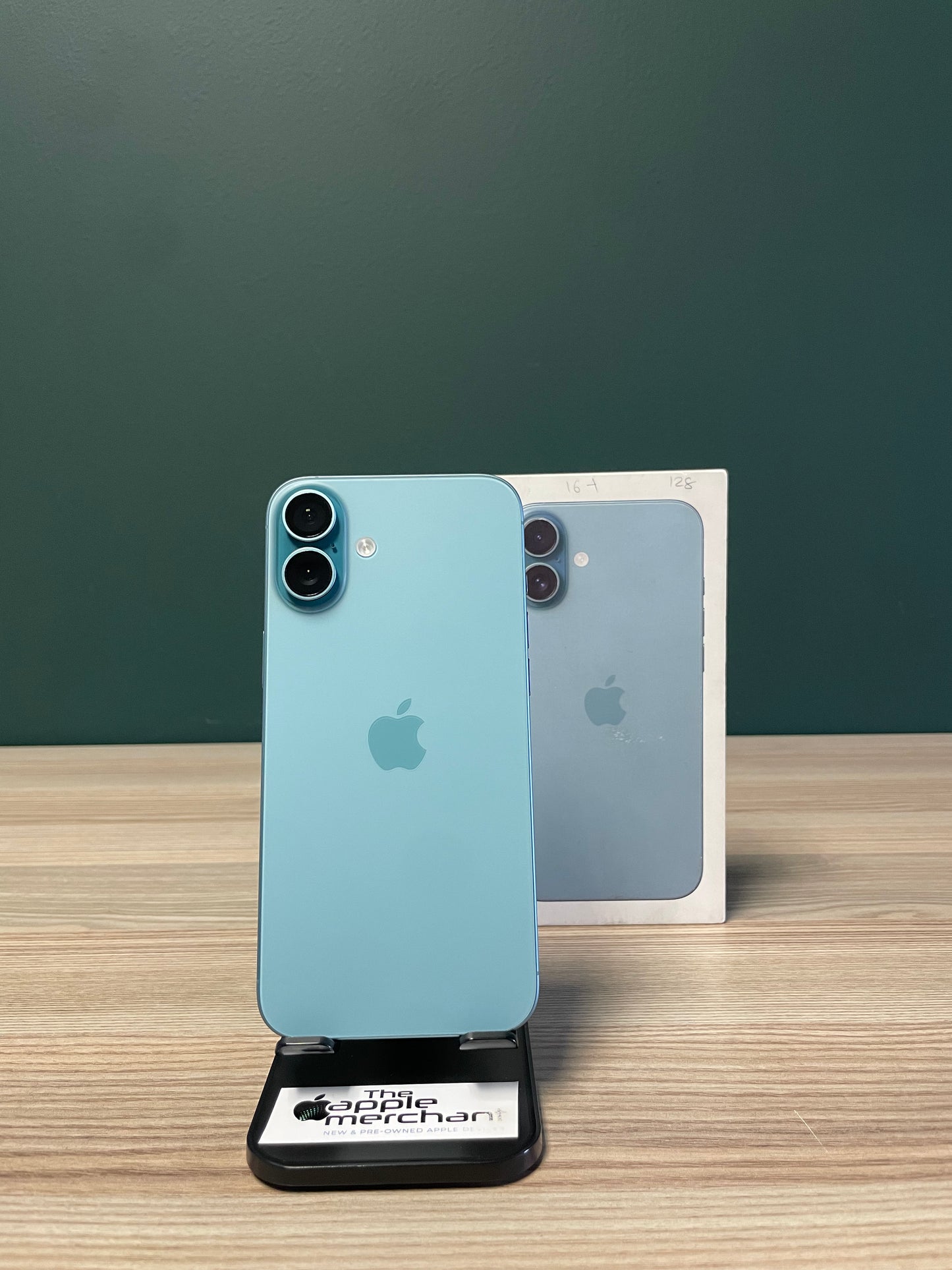 iPhone 16 Plus 128GB - Teal (Pre-owned)