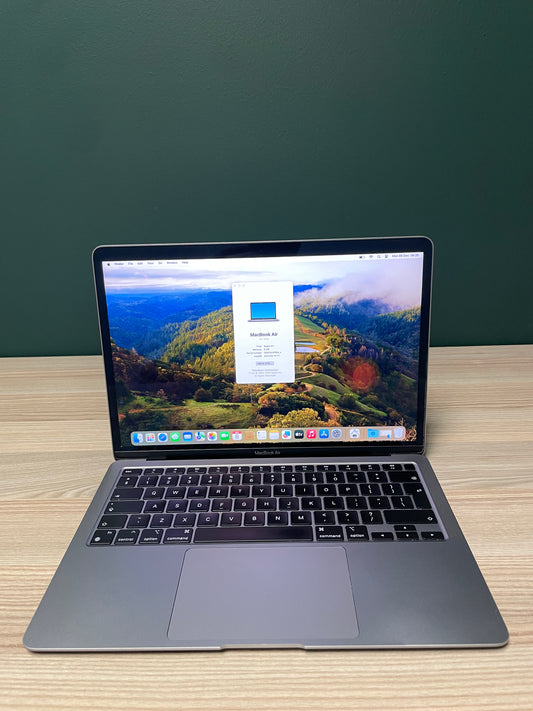 MacBook Air M1 - 256GB - Space Grey (Pre-owned)