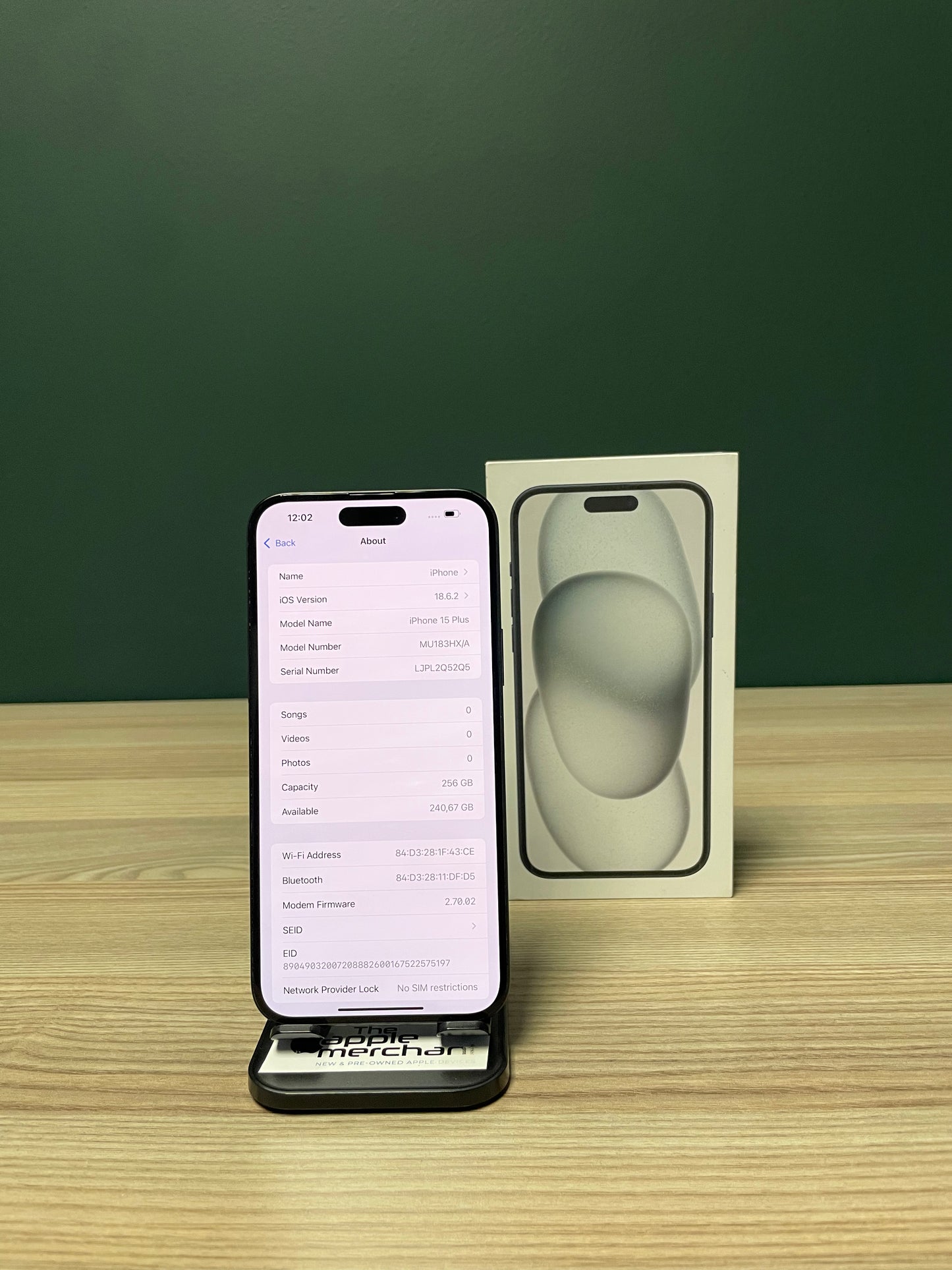 iPhone 15 Plus 256GB - Black (Pre-owned)