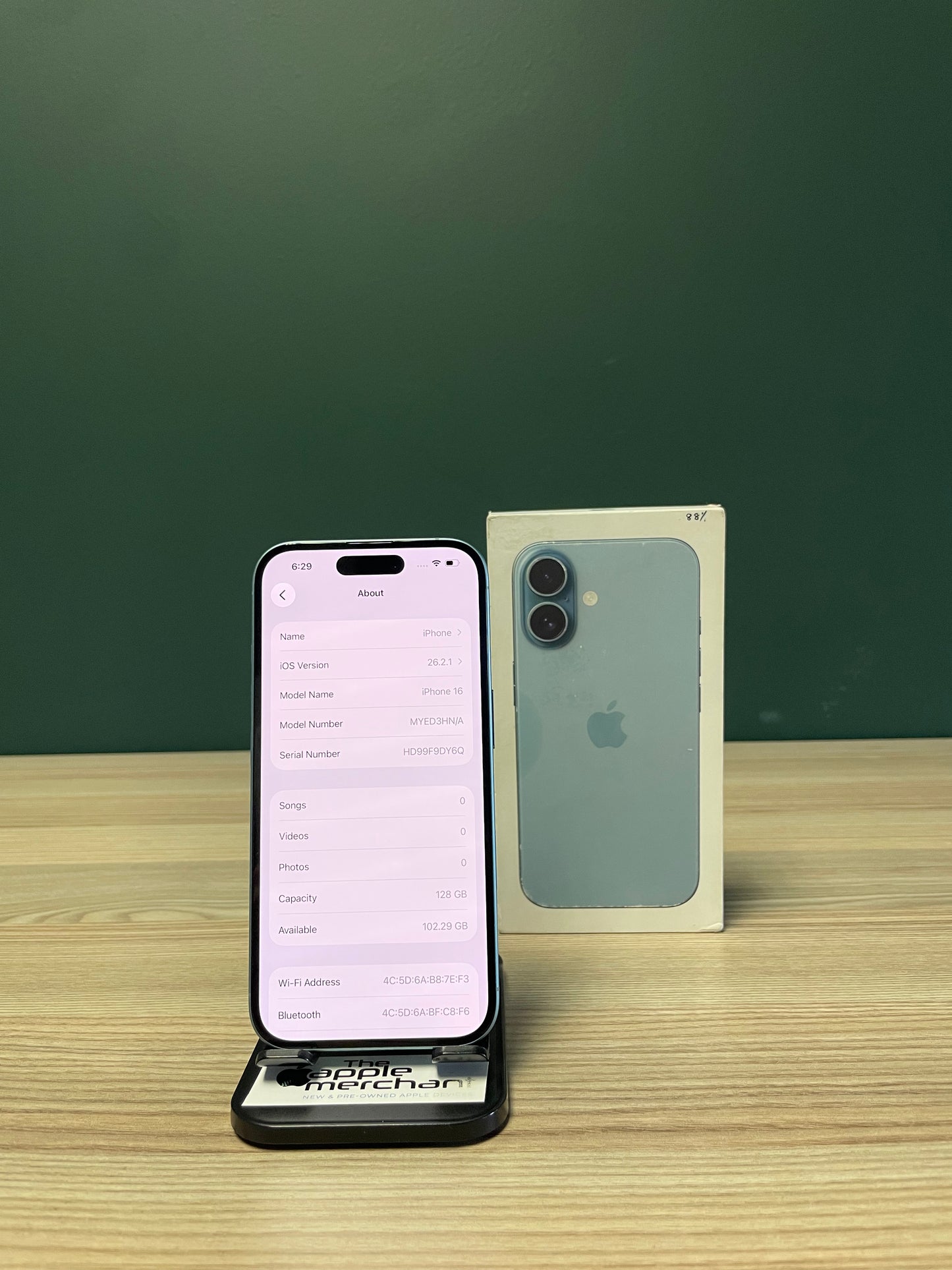 iPhone 16 128GB - Teal (Pre-owned)