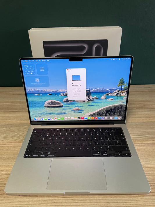 MacBook Pro 14-inch With M5 Chip 512GB | 16GB - Silver (Pre-owned)
