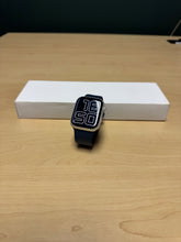 Load image into Gallery viewer, Apple Watch Series 9 GPS - 45mm Silver (Pre-owned)
