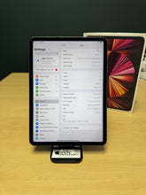 Load image into Gallery viewer, iPad Pro 11-inch M1 | Wi-Fi + Cellular | 128gb - Space Grey (Pre-owned)
