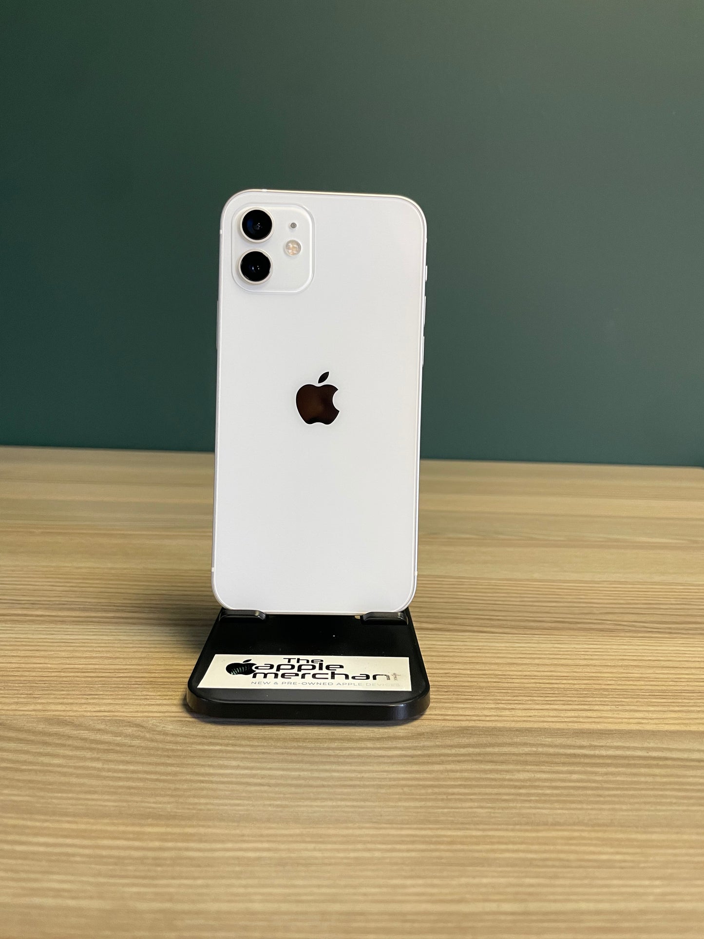 iPhone 12 64GB - White (Pre-owned)