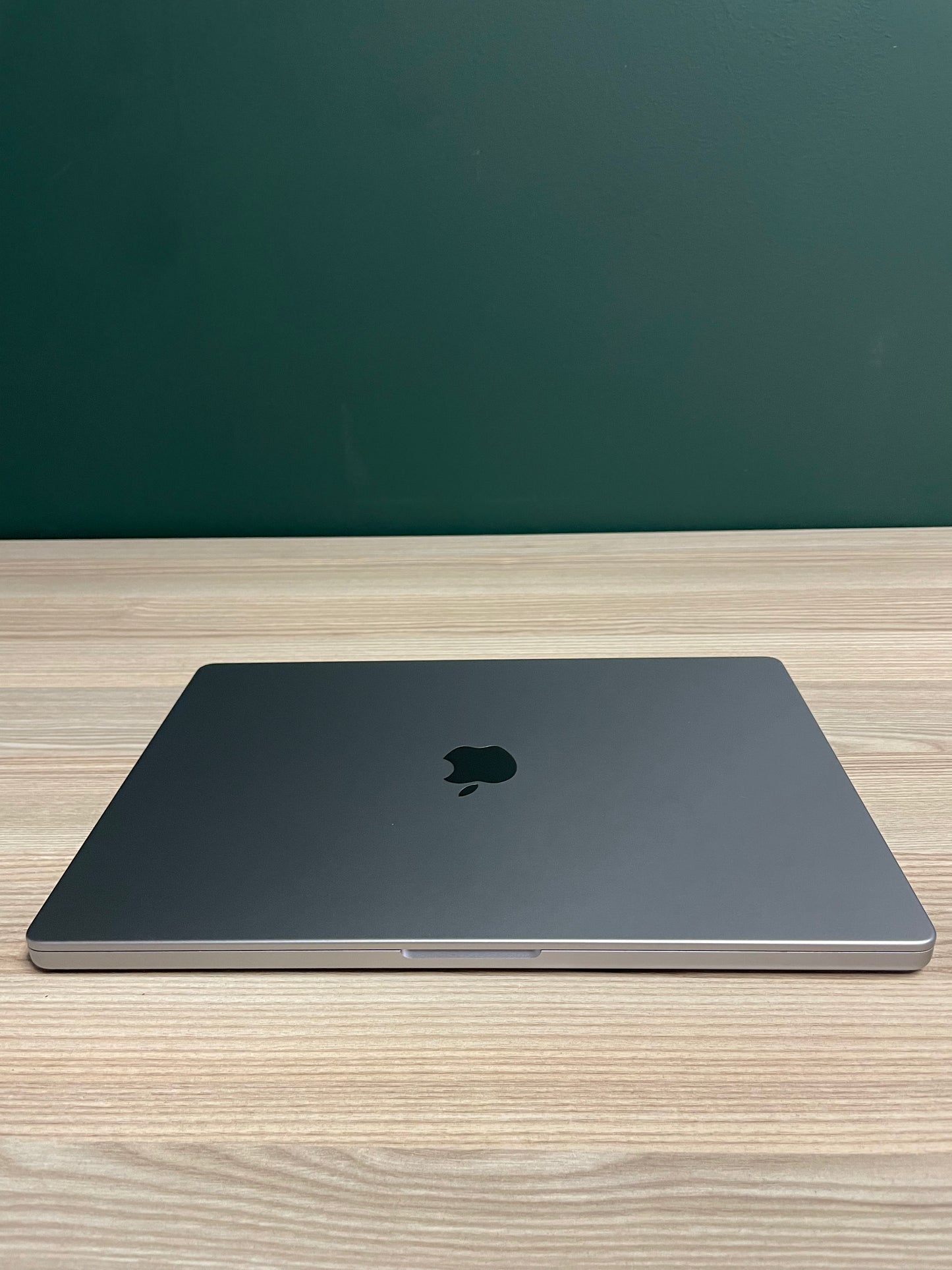 MacBook Pro 16-inch With M1 Max Chip 1TB - Space Grey (Pre-owned)