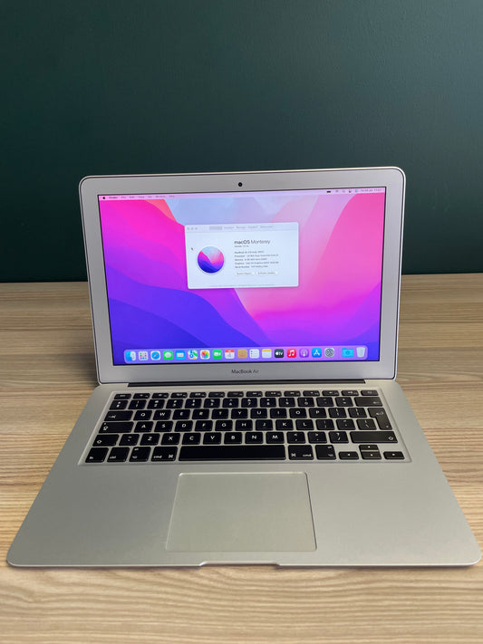 13-inch MacBook Air (2017) Intel i5 128GB - Silver (Pre-owned)