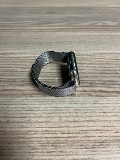 Apple Watch Series 9 GPS + Cellular - 41mm Silver Stainless Steel (Pre-owned)