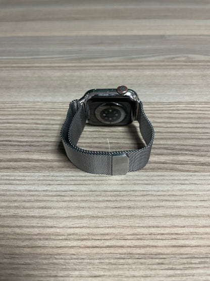 Apple Watch Series 9 GPS + Cellular - 41mm Silver Stainless Steel (Pre-owned)