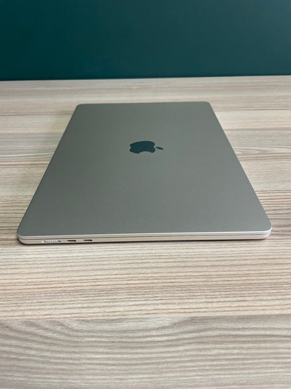 MacBook Air 15-inch | M2 Chip | 512GB - Starlight (Pre-owned)