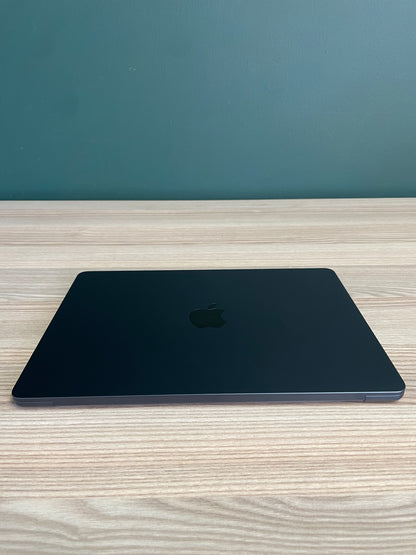 MacBook Air 13-inch | M4 Chip | 256GB | 16GB - Midnight (Pre-owned)