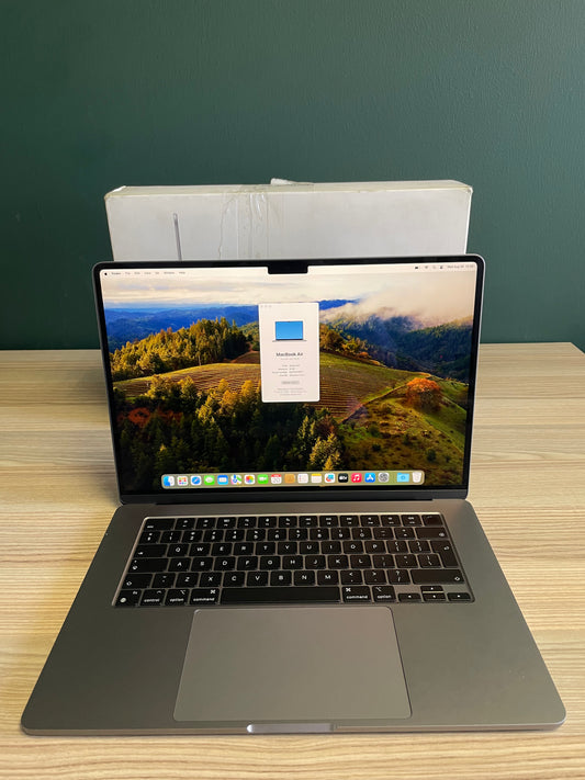 MacBook Air 15-inch | M3 Chip | 256GB - Space Grey (Pre-owned)