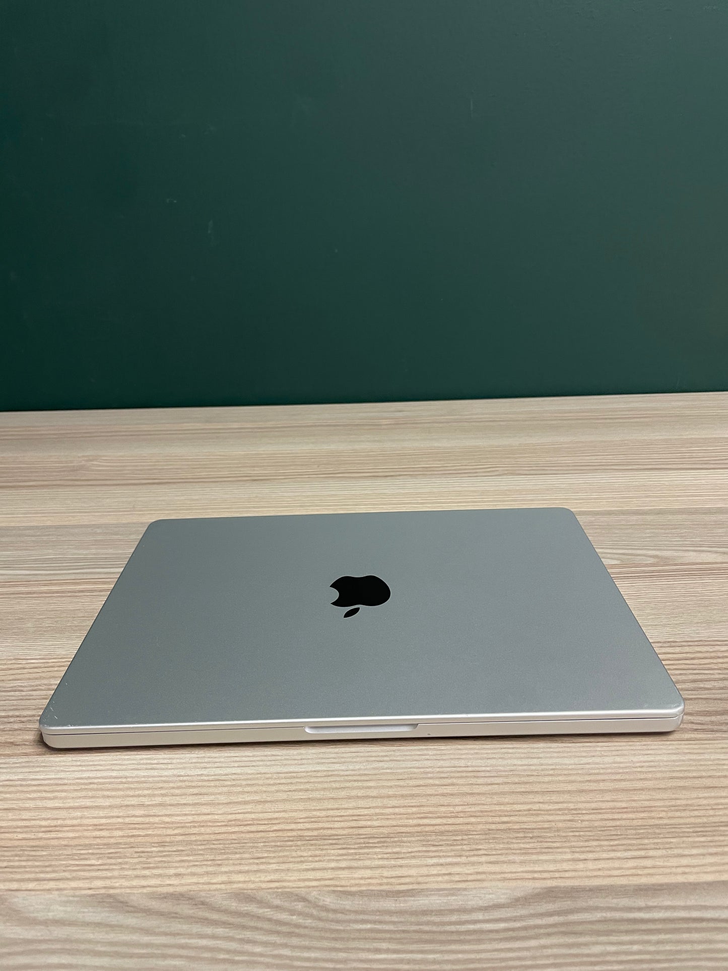 MacBook Pro 14-inch With M3 Pro Chip 512GB - Silver (Pre-owned)