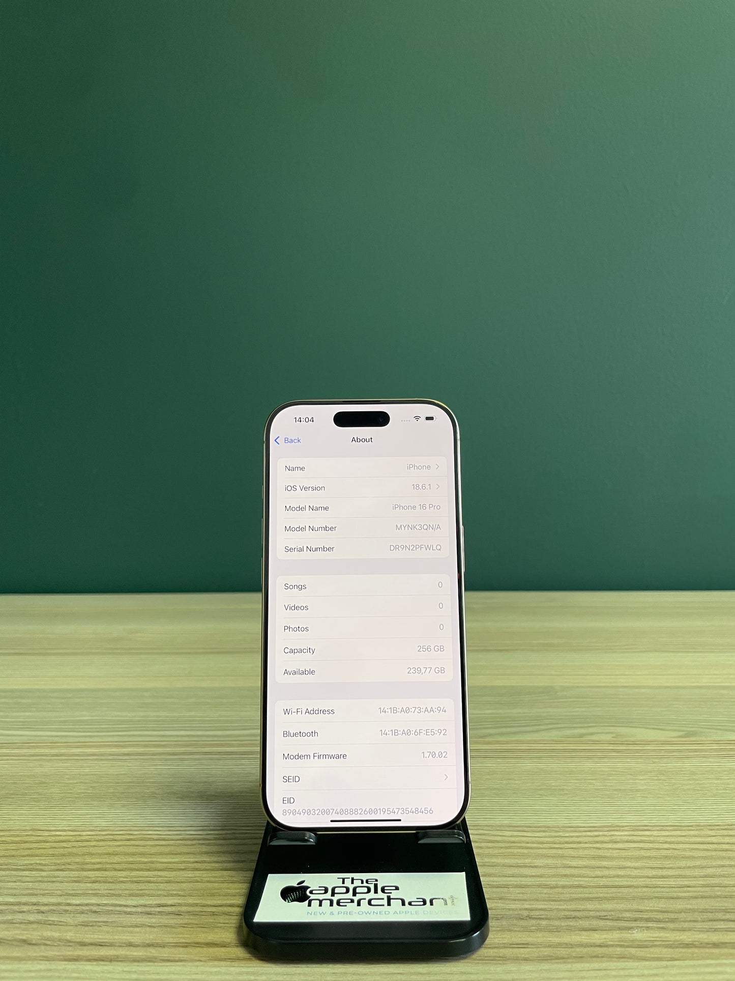 iPhone 16 Pro 256GB - Desert Titanium (Pre-owned)