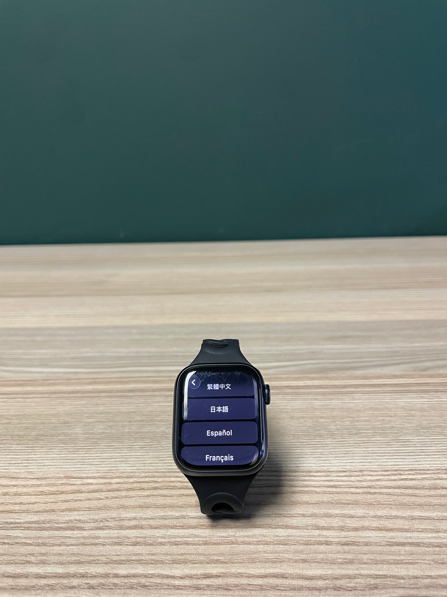 Apple Watch Series 9 GPS + Cellular - 41mm Midnight (Pre-owned)