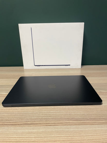 MacBook Air 15-inch | M3 Chip | 256GB - Midnight (Pre-owned)
