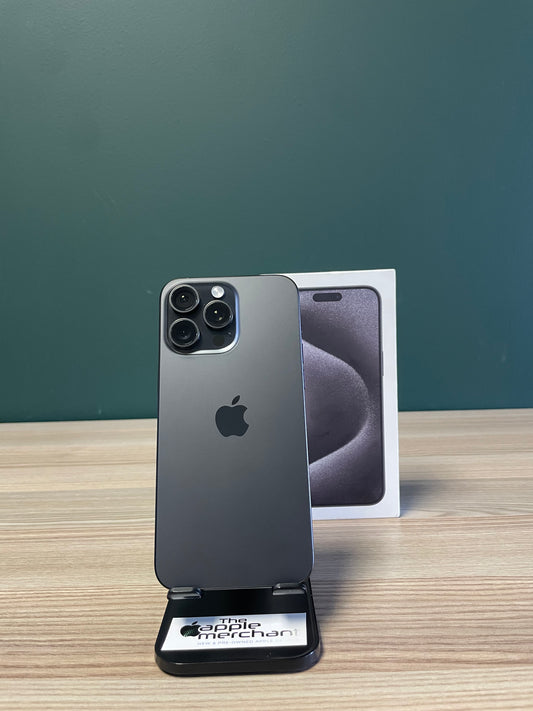 iPhone 15 Pro Max 256GB - Black Titanium (Pre-owned)