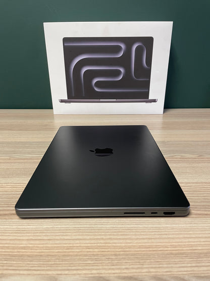 MacBook Pro 14-inch With M4 Chip 512GB | 16GB - Space Black (Pre-owned)