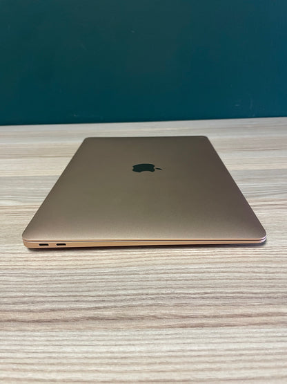 MacBook Air M1 - 256GB - Gold (Pre-owned)