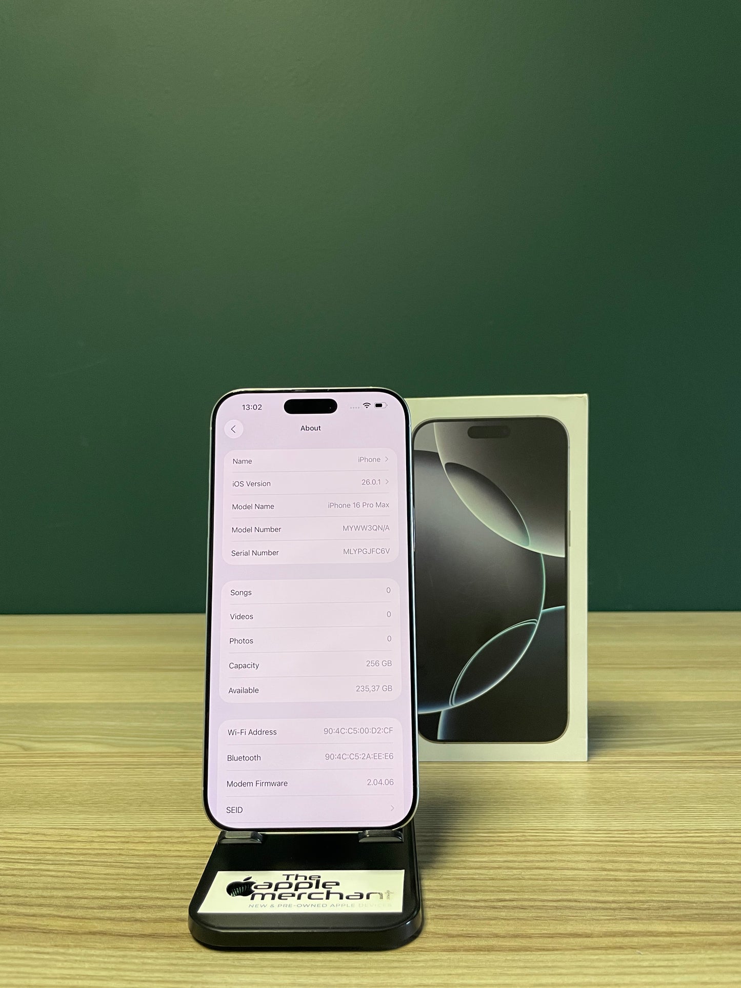 iPhone 16 Pro Max 256GB - White Titanium (Pre-owned)