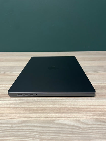 MacBook Pro 16-inch With M3 Pro Chip 36GB | 512GB - Space Black (Pre-owned)
