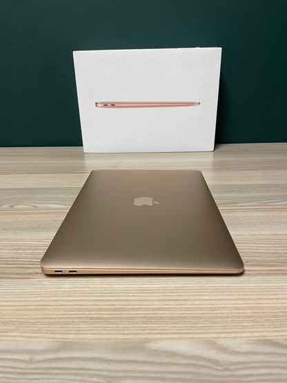 MacBook Air M1 - 256GB - Gold (Pre-owned)