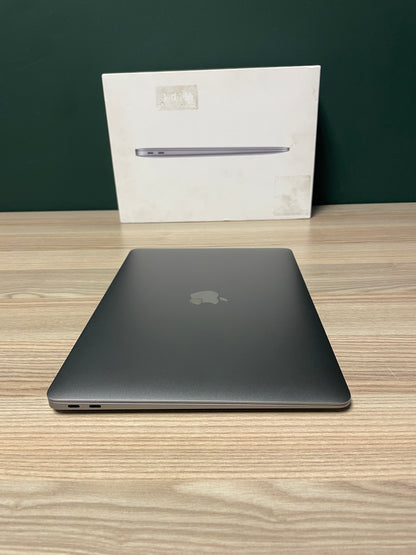 MacBook Air M1 - 256GB - Space Grey (Pre-owned)