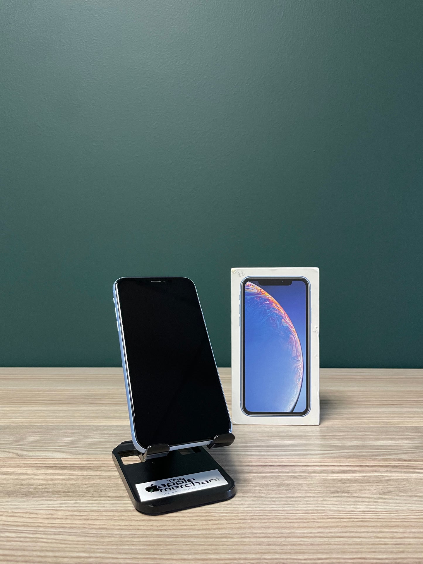 iPhone XR 64GB - Blue (Pre-owned)