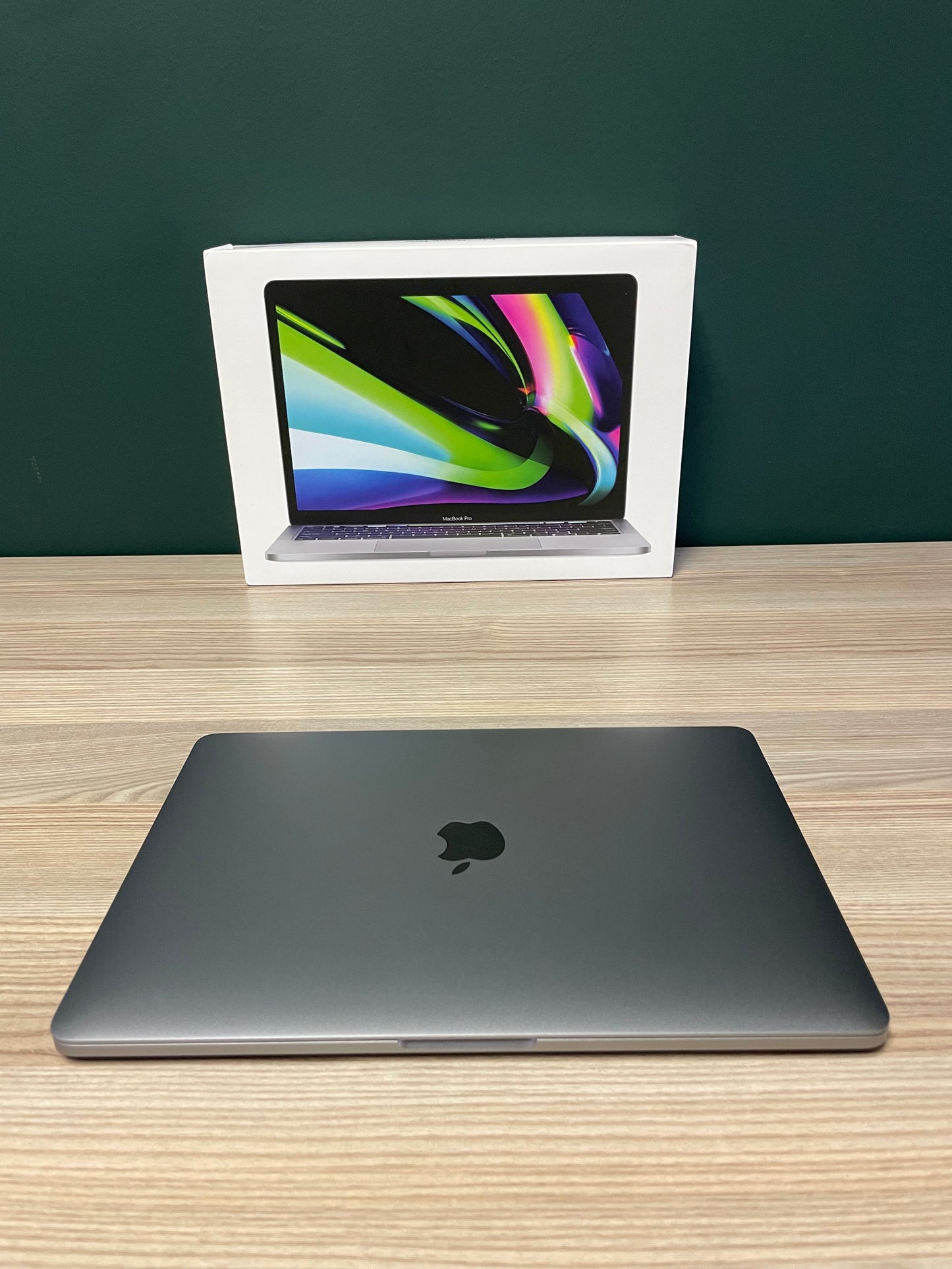 MacBook Pro 13-inch | M2 Chip | 256GB - Space Grey (Pre-owned)