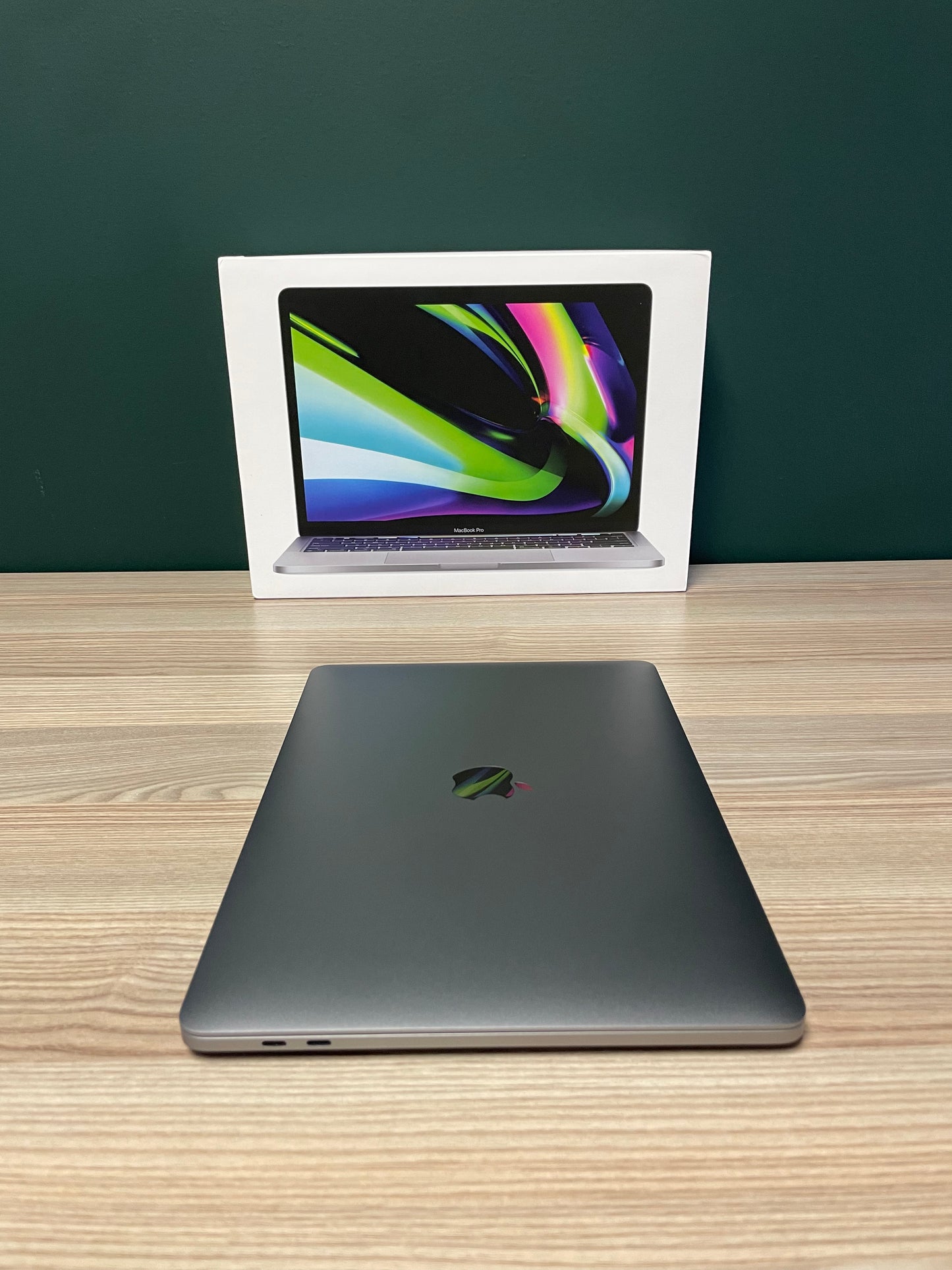 MacBook Pro 13-inch | M2 Chip | 256GB - Space Grey (Pre-owned)