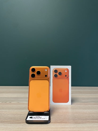 iPhone 17 Pro 256GB - Cosmic Orange (Pre-owned)
