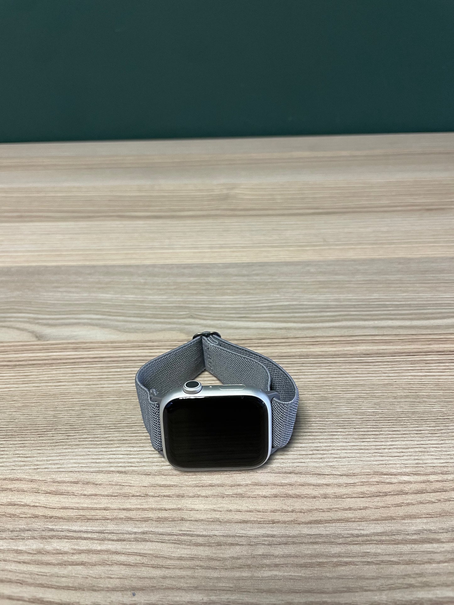 Apple Watch Series 9 GPS - 45mm Silver (Pre-owned)