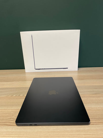 MacBook Air 15-inch | M4 Chip | 256GB | 16GB - Midnight (Pre-owned)