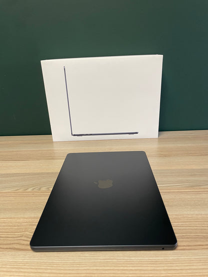 MacBook Air 15-inch | M4 Chip | 256GB | 16GB - Midnight (Pre-owned)